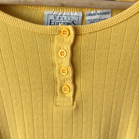 90s Basic Editions Yellow Ribbed Button Henley Tee – Boxy Fit - Picture 4 of 9